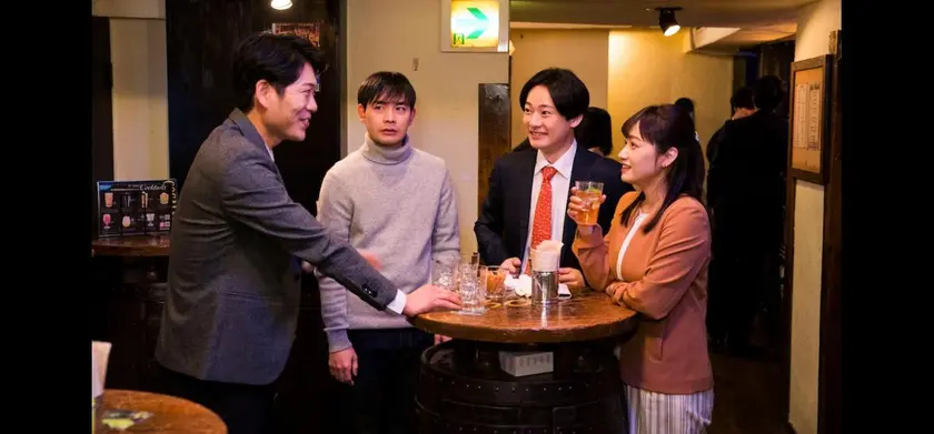 結婚の報告 場面写真 1