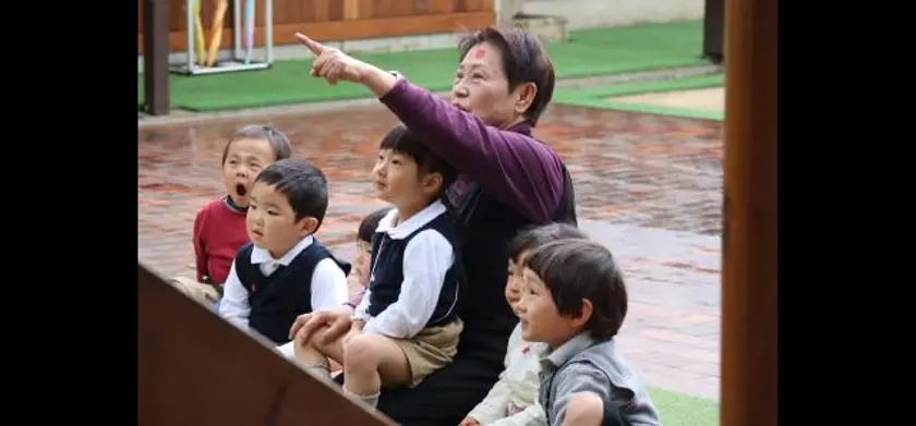 時代遅れの最先端 ー風の谷幼稚園の子どもたちー 場面写真 1