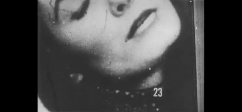 Le cinéma（映画）／我が映画旋律／MOVIE WATCHING／写真を刻む／映画する人／浸透画／ストップ・モーション／INGAの世界／私家版・歩く人／5mmフィルム（2023年度復刻版） 場面写真 1
