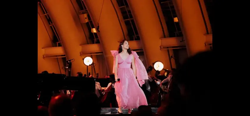 レイヴェイ：A NIGHT AT THE SYMPHONY: HOLLYWOOD BOWL 場面写真 1