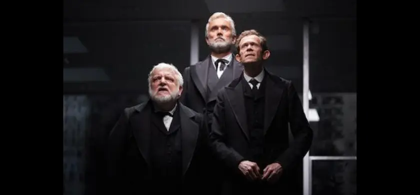 ナショナル・シアター・ライヴ 2020 「リーマン・トリロジー」 場面写真 1