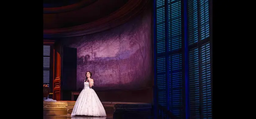 英国ロイヤル・バレエ＆オペラ in シネマ 2025/26／ロイヤル・オペラ『椿姫』 場面写真 2